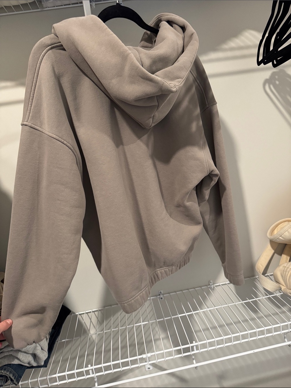 Vuori Neutral Taupe Hooded Pullover Sweatshirt - Picture 3 of 3